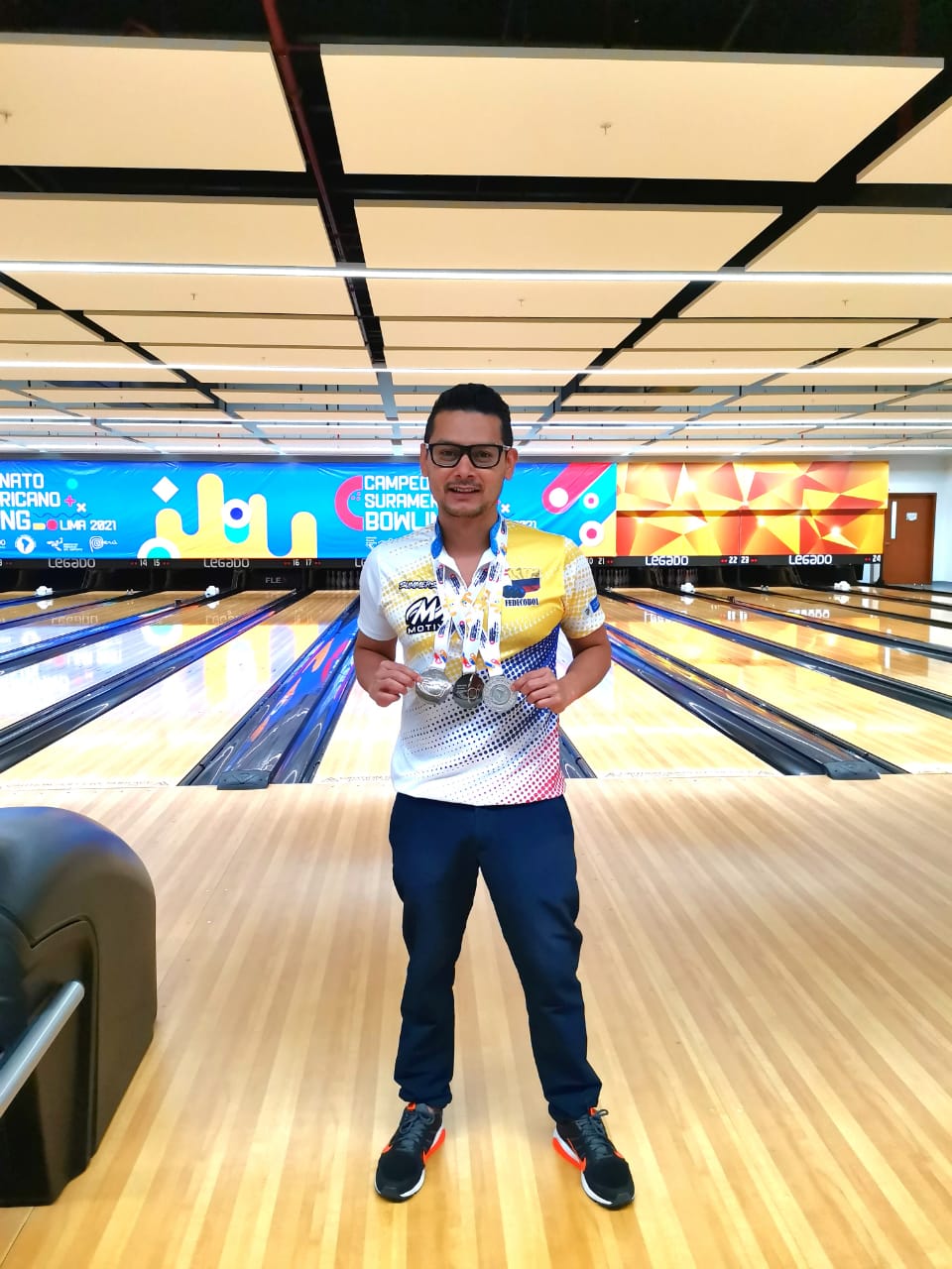 APORTE QUINDIANO PARA EL TRIUNFO COLOMBIANO EN EL SURAMERICANO ÉLITE DE BOWLING, EN LIMA