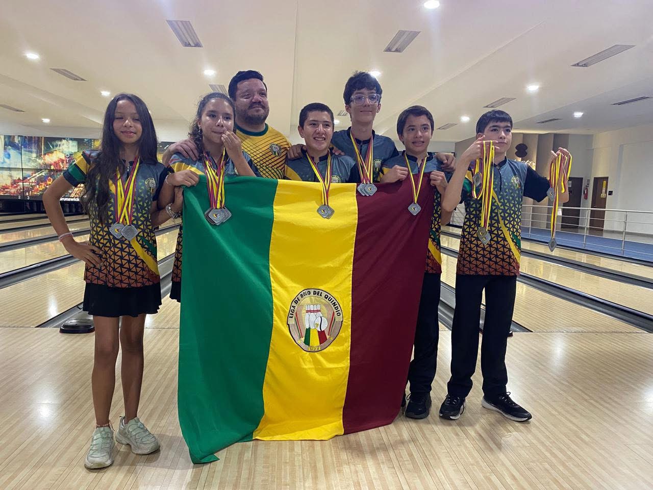 EL BOWLING QUINDIANO OBTUVO UNA DESTACADA ACTUACIÓN EN EL CAMPEONATO NACIONAL INFANTIL SUB 12 Y SUB 14 BOLOS 🎳