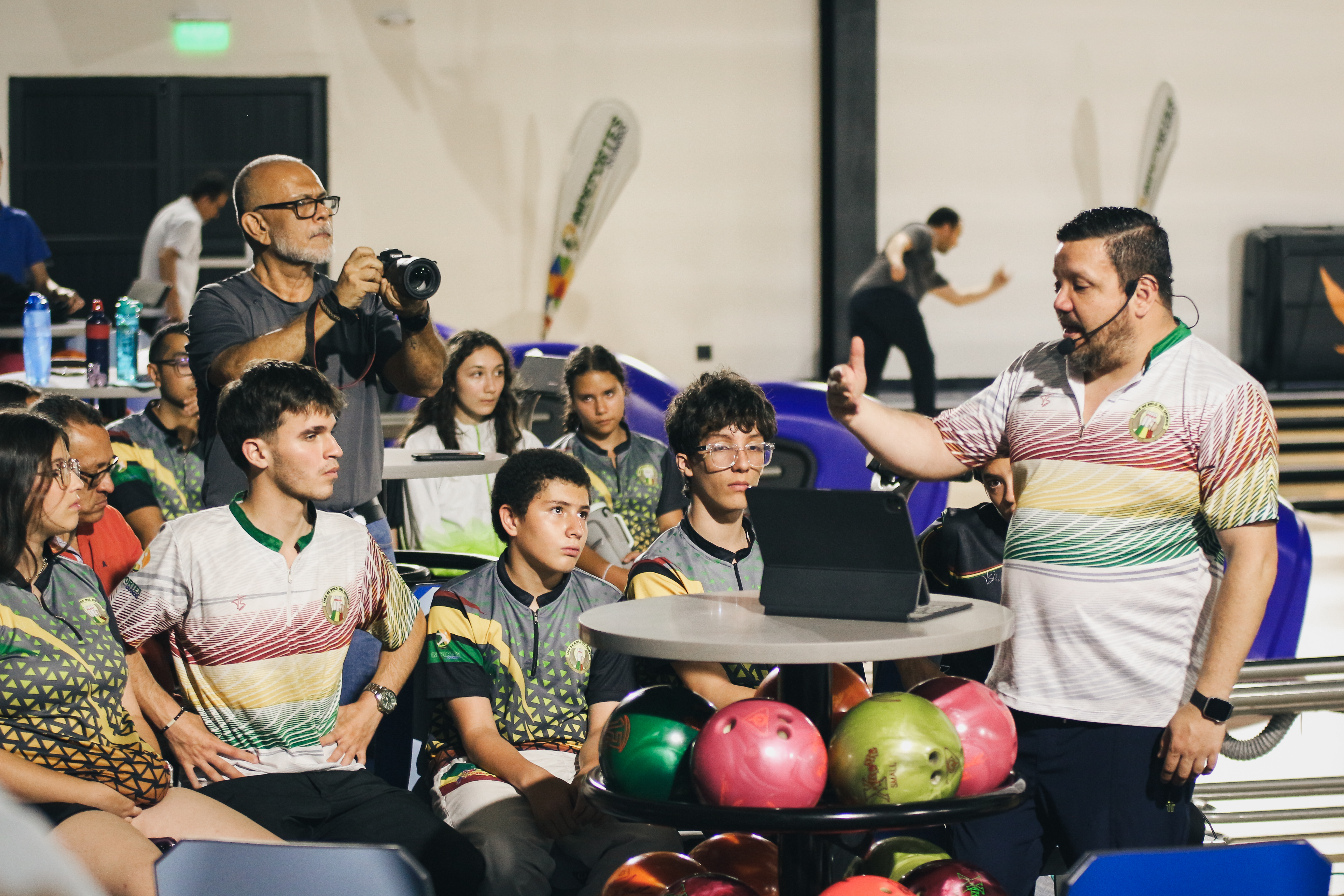 GOBERNACIÓN EQUIPA LA LIGA DE BOWLING CON TECNOLOGÍA QUE SOLO TIENEN TRES LIGAS DEL PAÍS