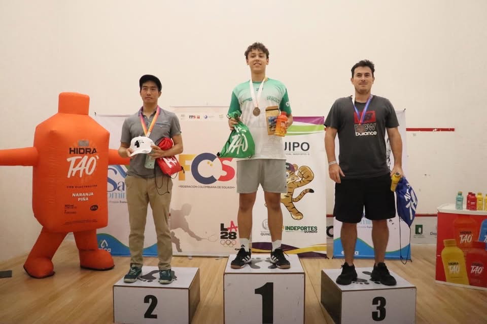 EL SQUASH QUINDIANO HIZO RESPETAR LA CASA CON UNA BRILLANTE ACTUACIÓN EN LA IV VÁLIDA NACIONAL